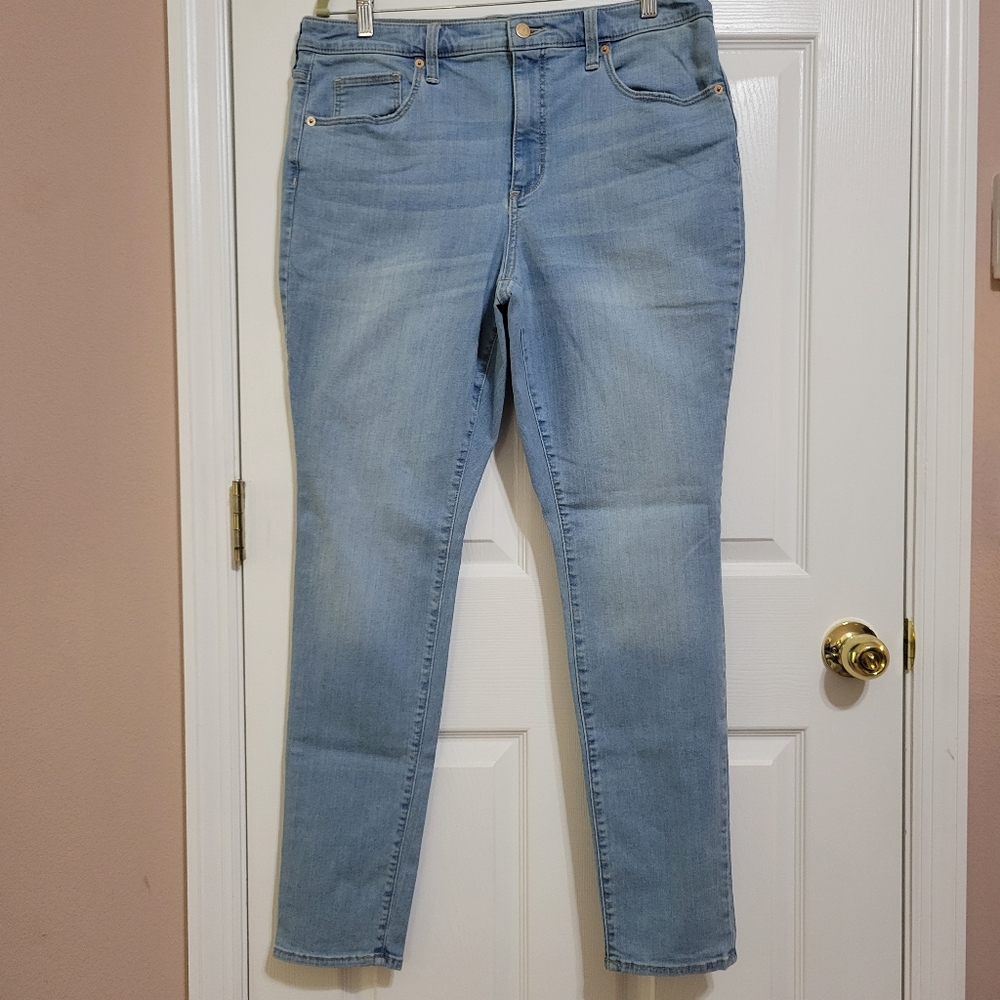 Universal thread size 16 tall blue high-rise